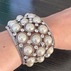 Silver and Cream Pearl Bracelet